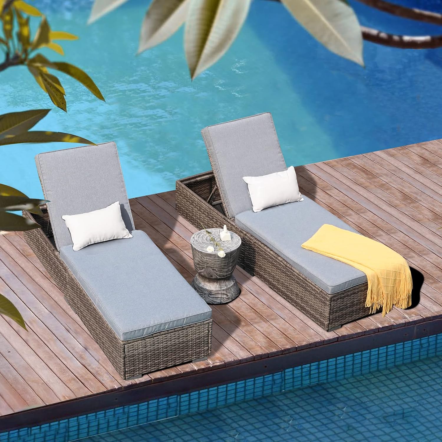 Patiorama Outdoor Patio Lounge Chair Elegant Reclining Adjustable Pool Rattan Chaise Chair