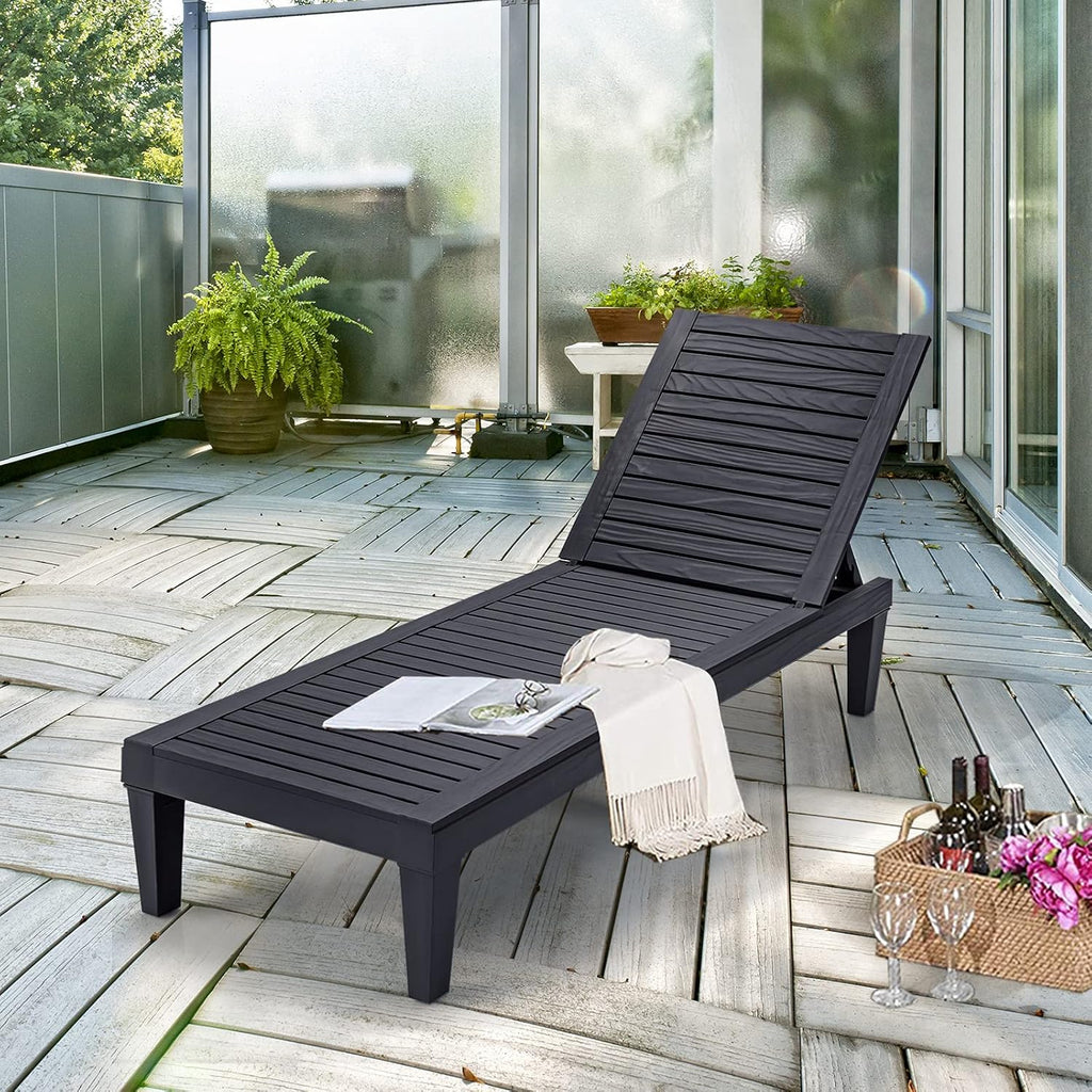Outdoor Chaise Lounge Chair Lightweight Patio Lounge Recliner Chair with Adjustable Backrest