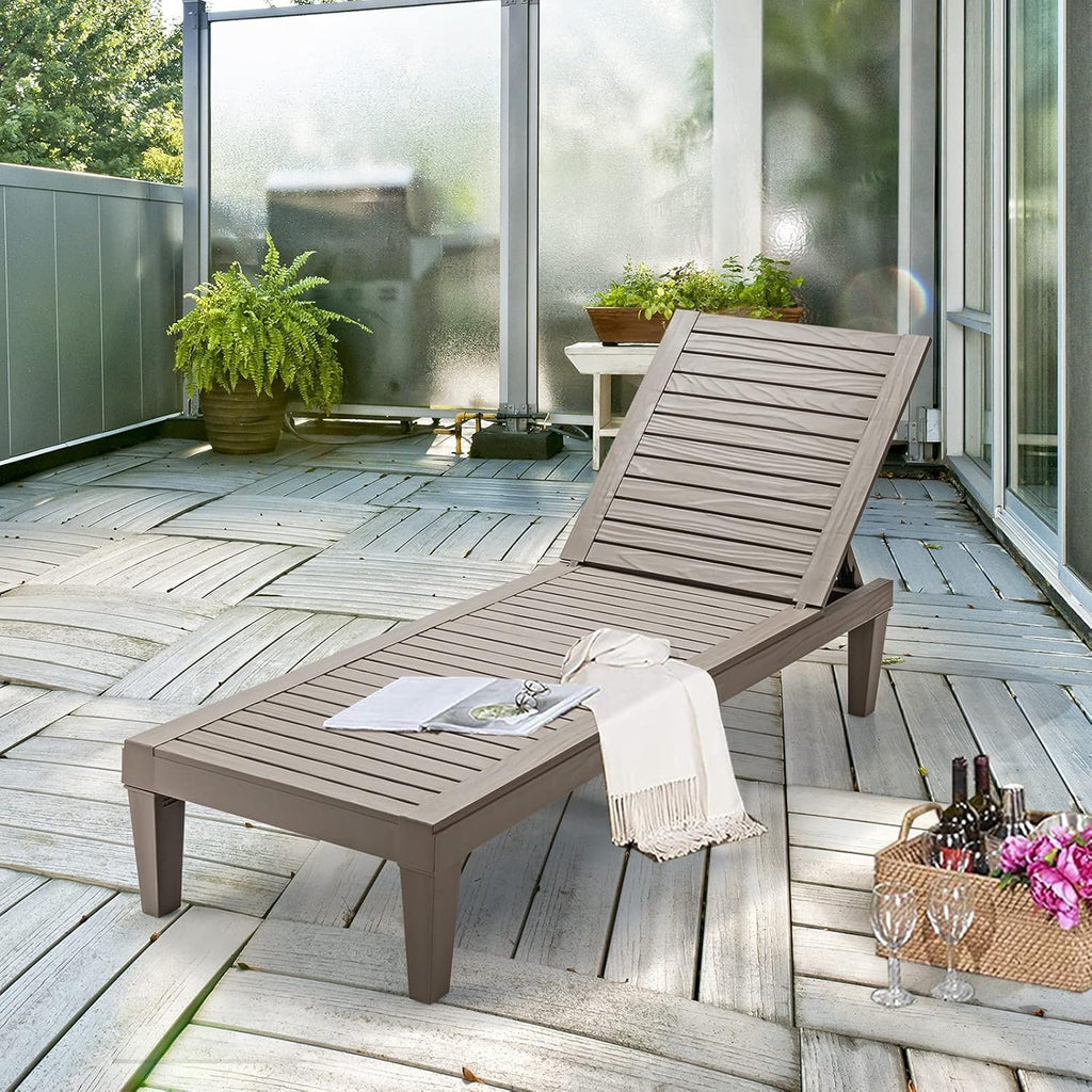 Outdoor Chaise Lounge Chair Lightweight Patio Lounge Recliner Chair with Adjustable Backrest