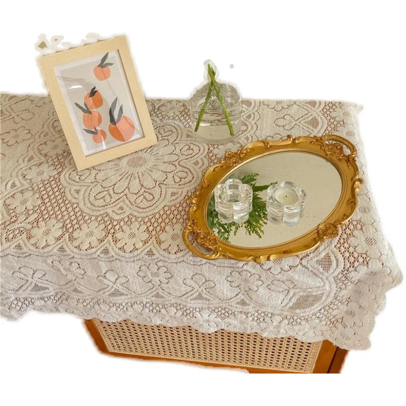 Minimale Spitzentischdecke im koreanischen Sweet-Style-Bezug f��r runde und rechteckige Tische