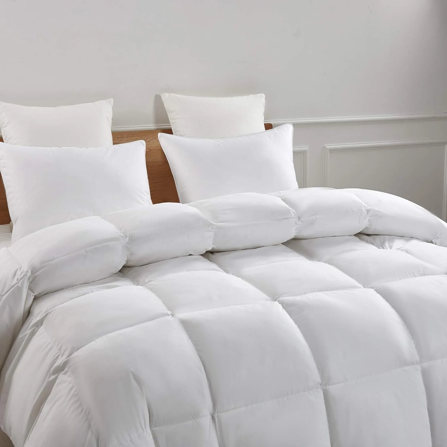 Serta Hotel Luxury Hypoallergenic Comforter Duvet Insert