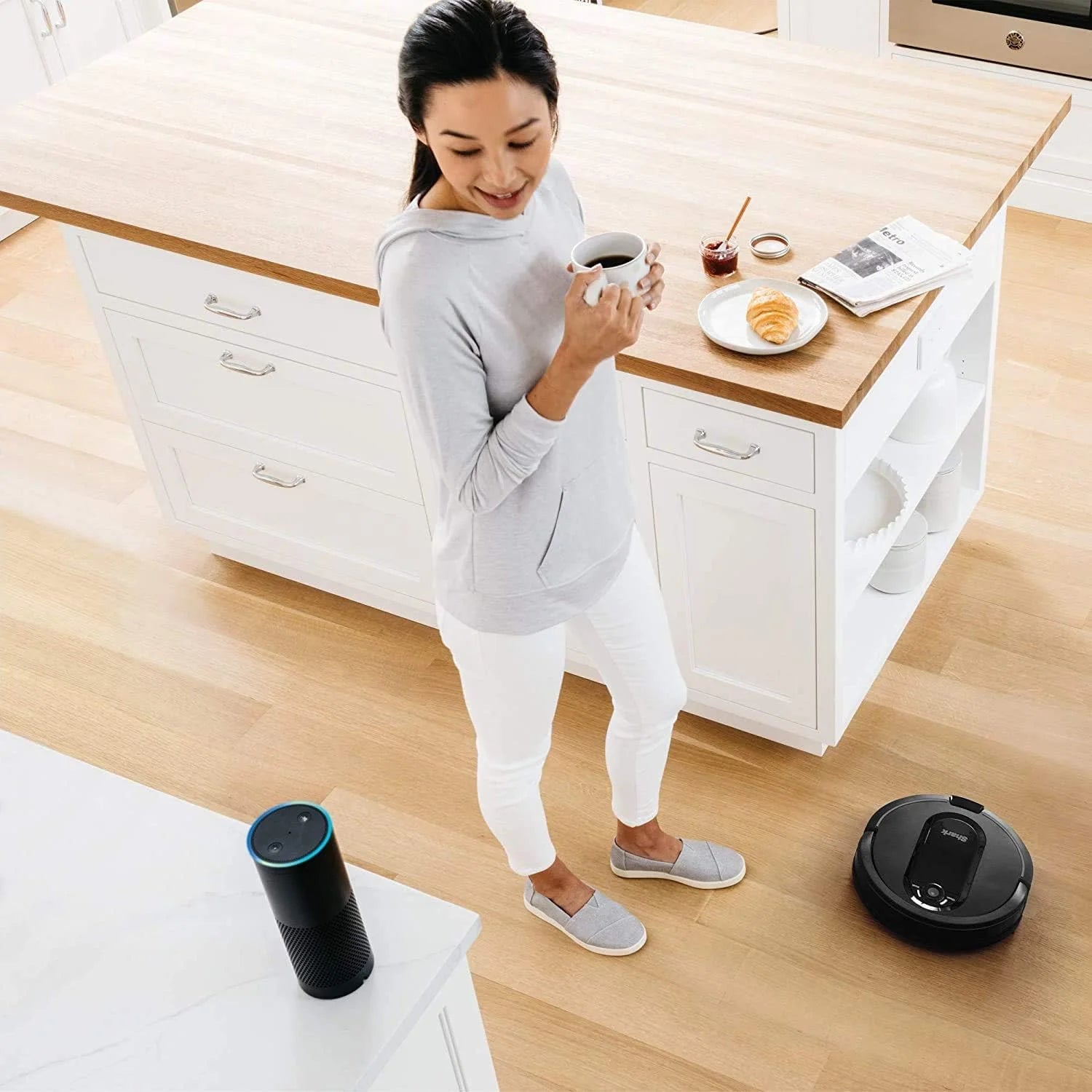 Voice Control Robot Vacuum with Matrix Clean Navigation, Home Mapping, 60-Day Capacity, XL Self-Empty Base for Homes with Pets, Carpet & Hard Floors, Cool Grey