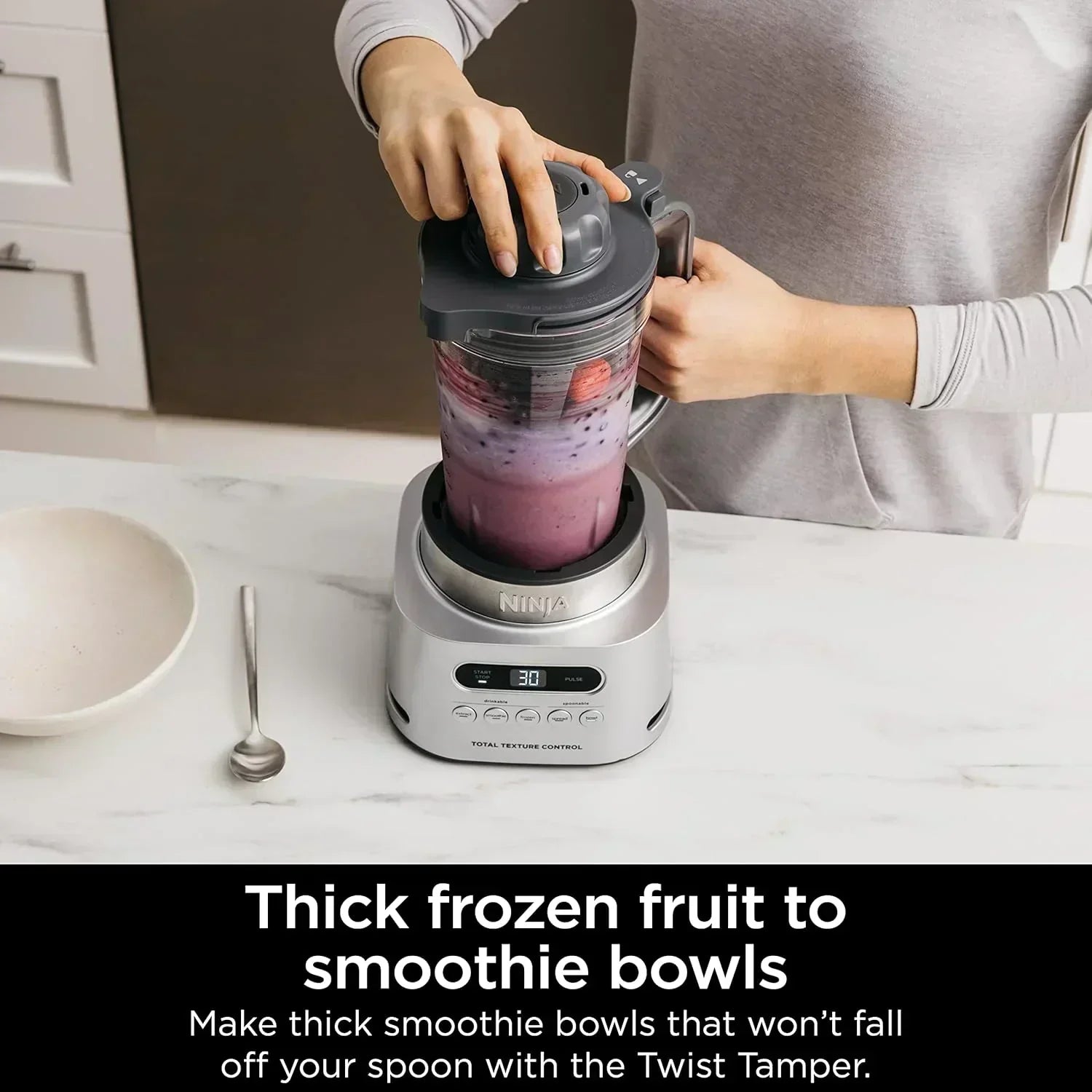 Ninja SS151 Twisti Blender Duo High Speed 1600 WP Smoothie Nutrition Extractor