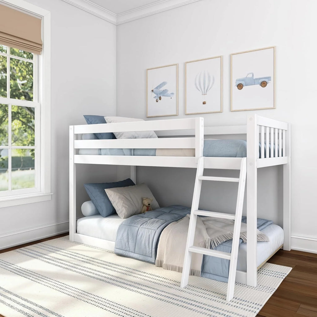 Max & Lily Fundamental Twin Low Bunk Bed Kids Solid Wood Modern Bed Frame Strong Wooden Slats