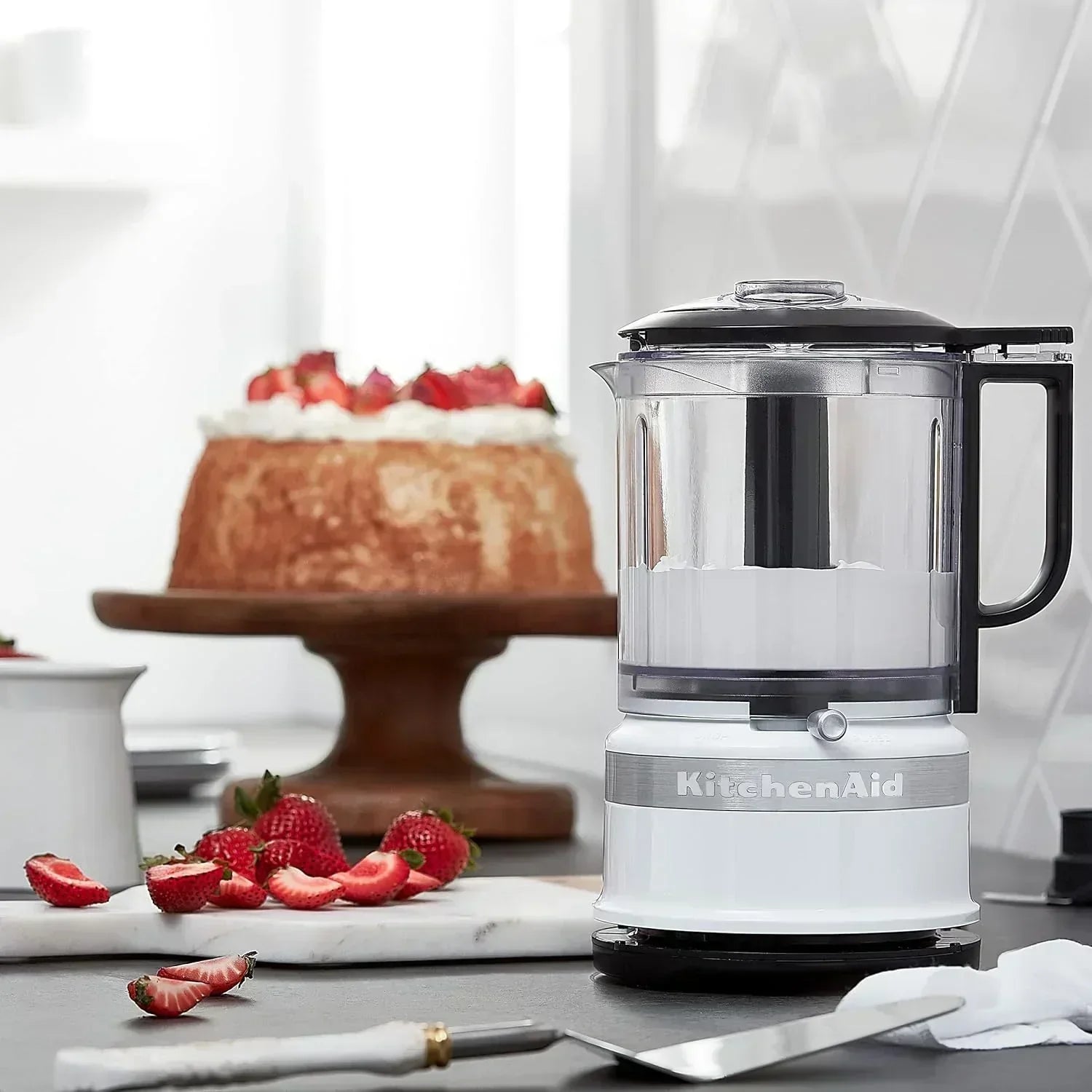 KitchenAid Classic Series 4.5 Quart Tilt-Head Stand Mixer K45SS Onyx Black